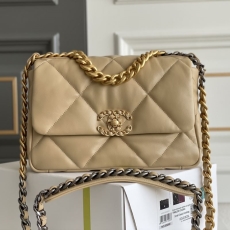 Chanel 19 Bags